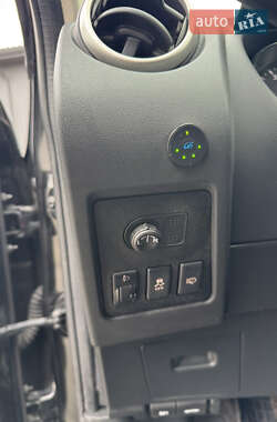 Внедорожник / Кроссовер Nissan Qashqai 2013 в 