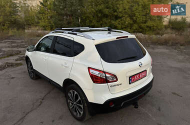 Внедорожник / Кроссовер Nissan Qashqai 2012 в 