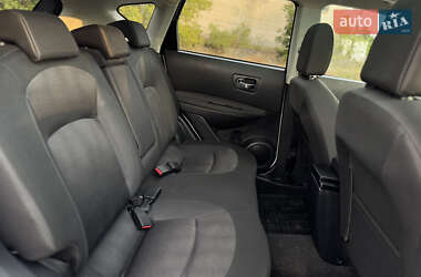 Внедорожник / Кроссовер Nissan Qashqai 2012 в 