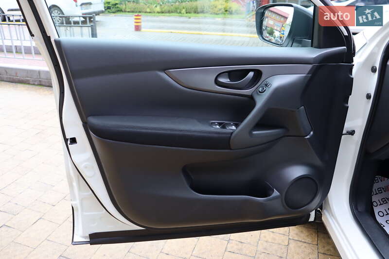 Внедорожник / Кроссовер Nissan Qashqai 2018 в Львове