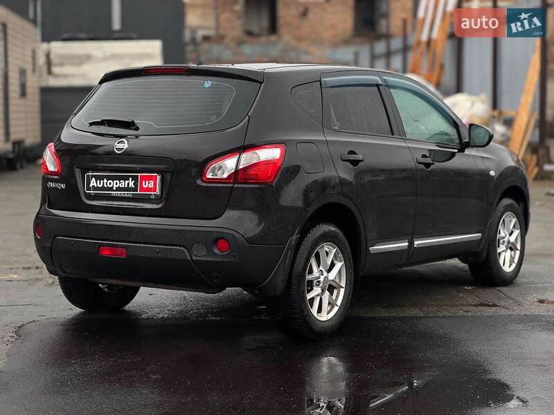 Внедорожник / Кроссовер Nissan Qashqai 2011 в Киеве