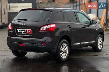 Внедорожник / Кроссовер Nissan Qashqai 2011 в 