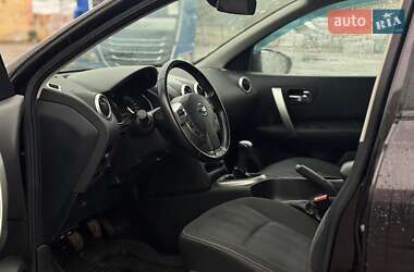 Внедорожник / Кроссовер Nissan Qashqai 2011 в 