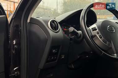 Внедорожник / Кроссовер Nissan Qashqai 2011 в 