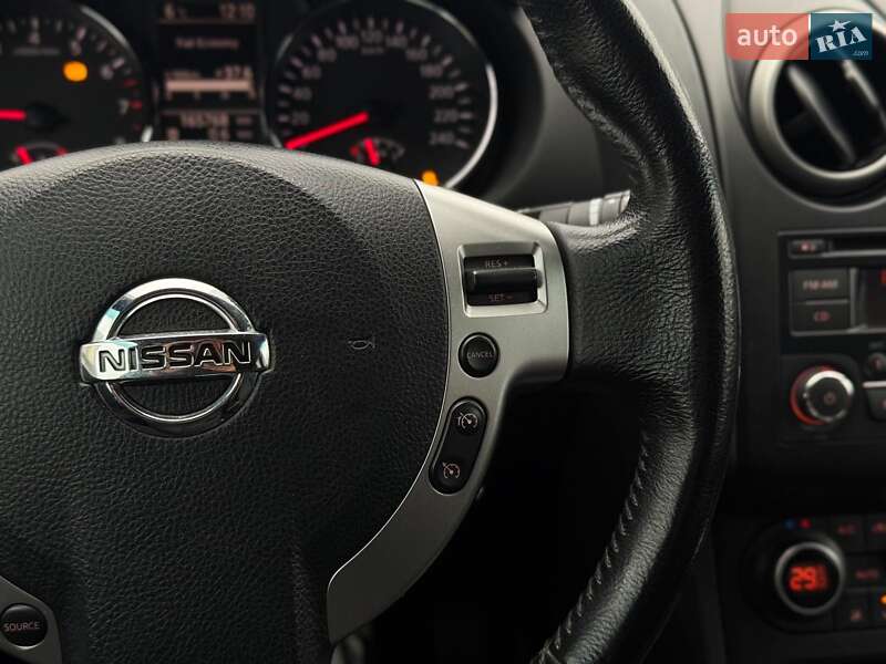 Внедорожник / Кроссовер Nissan Qashqai 2011 в Киеве