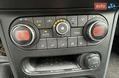 Внедорожник / Кроссовер Nissan Qashqai 2013 в 