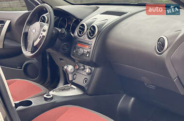 Внедорожник / Кроссовер Nissan Qashqai 2007 в 