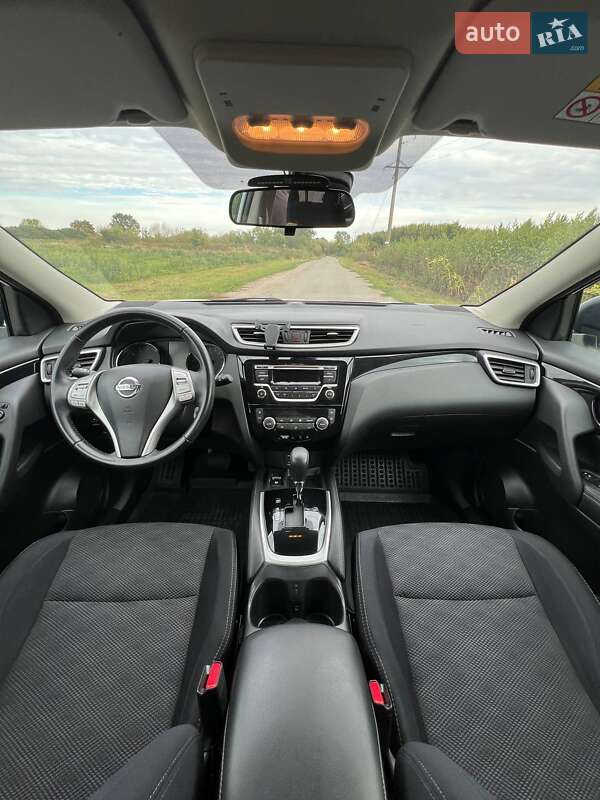 Внедорожник / Кроссовер Nissan Qashqai 2017 в Згуровке