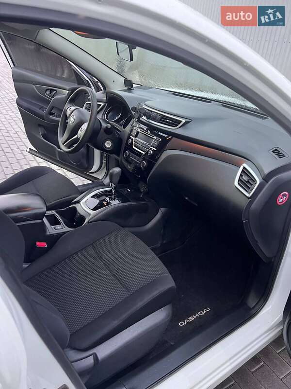 Внедорожник / Кроссовер Nissan Qashqai 2016 в Киеве