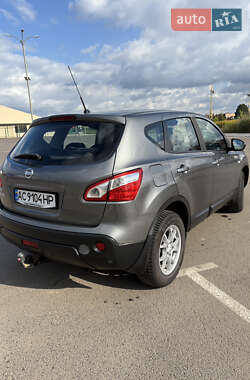 Внедорожник / Кроссовер Nissan Qashqai 2011 в 