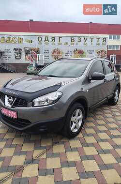 Внедорожник / Кроссовер Nissan Qashqai 2012 в Гайсине