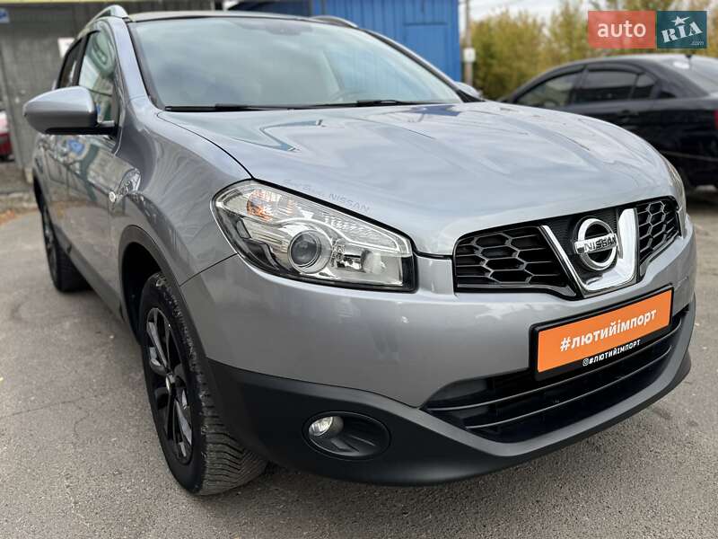 Внедорожник / Кроссовер Nissan Qashqai 2011 в Сумах