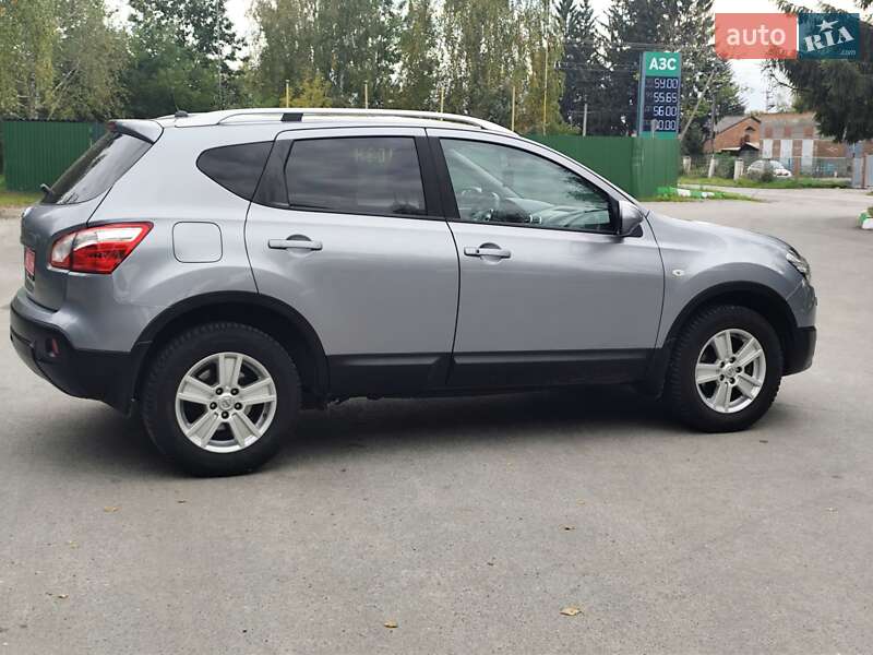 Внедорожник / Кроссовер Nissan Qashqai 2012 в Звягеле