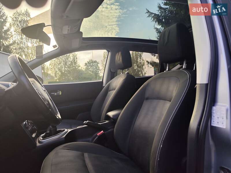 Внедорожник / Кроссовер Nissan Qashqai 2012 в Звягеле