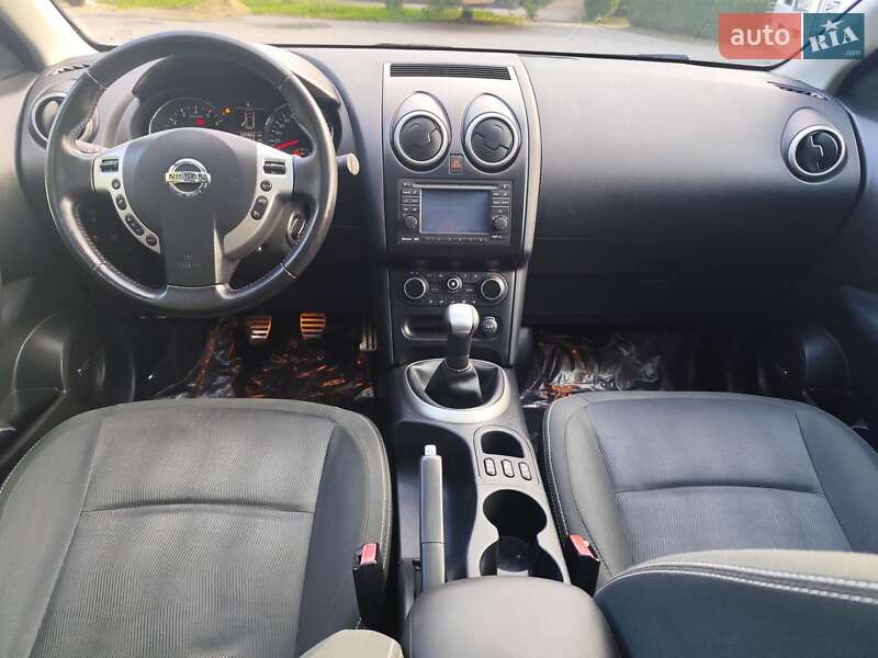Внедорожник / Кроссовер Nissan Qashqai 2012 в Звягеле