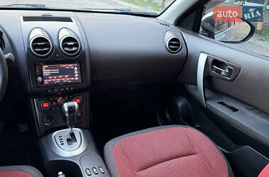 Внедорожник / Кроссовер Nissan Qashqai 2008 в 