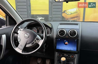 Внедорожник / Кроссовер Nissan Qashqai 2011 в 