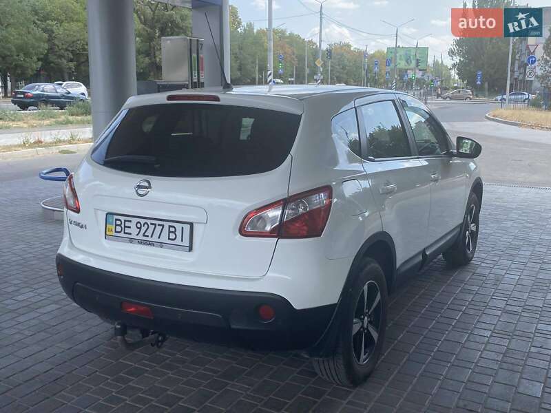 Позашляховик / Кросовер Nissan Qashqai 2011 в Миколаєві