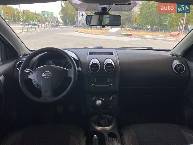 Позашляховик / Кросовер Nissan Qashqai 2011 в Миколаєві