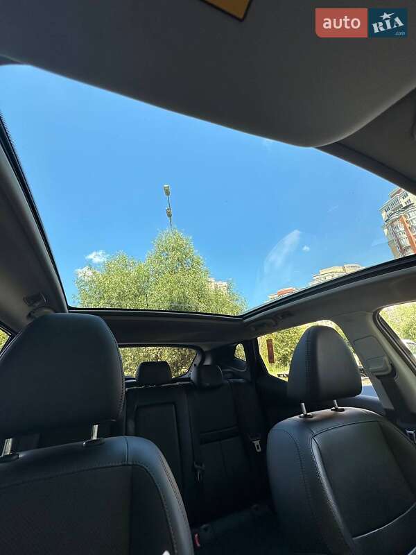 Внедорожник / Кроссовер Nissan Qashqai 2016 в Киеве