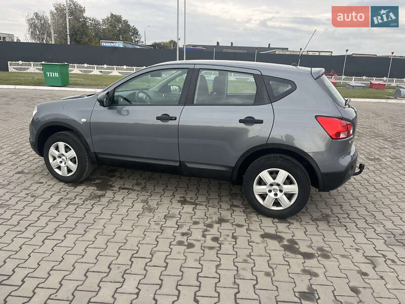 Внедорожник / Кроссовер Nissan Qashqai 2009 в Сарнах