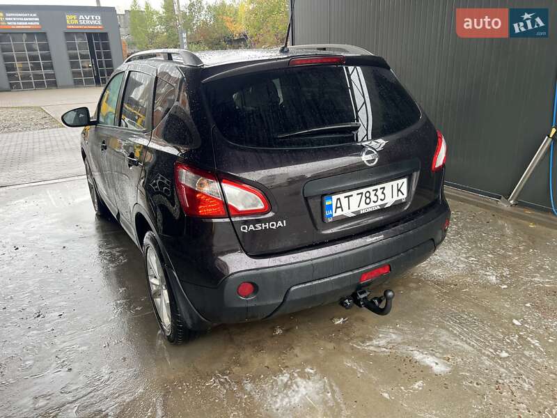 Внедорожник / Кроссовер Nissan Qashqai 2013 в Калуше