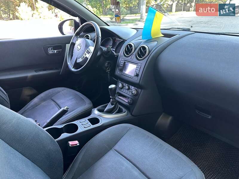 Внедорожник / Кроссовер Nissan Qashqai 2010 в Хмельницком