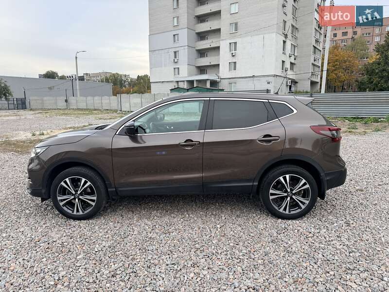 Внедорожник / Кроссовер Nissan Qashqai 2020 в Днепре