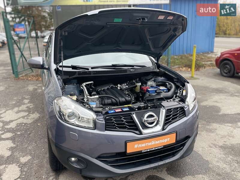 Внедорожник / Кроссовер Nissan Qashqai 2010 в Сумах