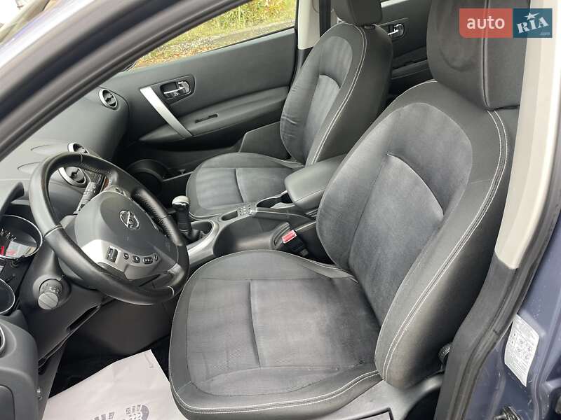 Внедорожник / Кроссовер Nissan Qashqai 2010 в Сумах