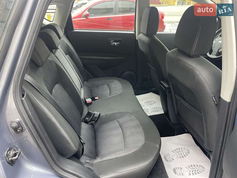 Внедорожник / Кроссовер Nissan Qashqai 2010 в Сумах