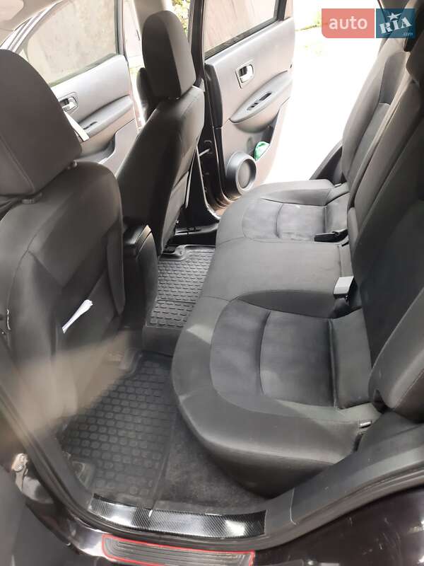 Внедорожник / Кроссовер Nissan Qashqai 2011 в Славутиче