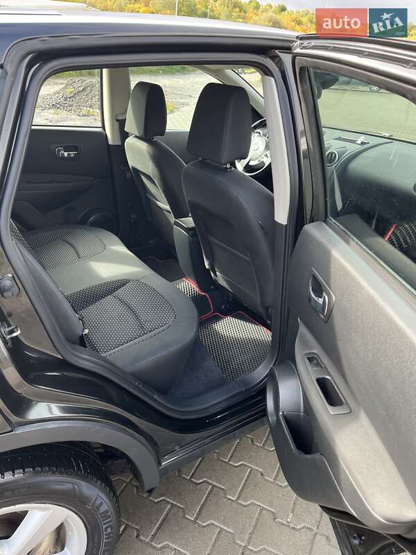 Позашляховик / Кросовер Nissan Qashqai 2007 в Львові