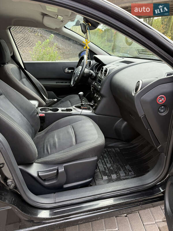 Внедорожник / Кроссовер Nissan Qashqai 2010 в Ровно