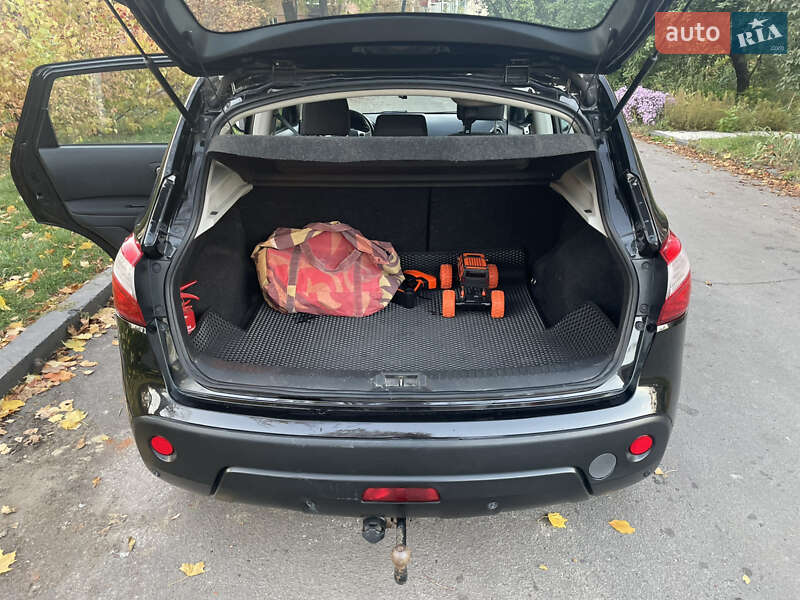 Внедорожник / Кроссовер Nissan Qashqai 2010 в Полтаве фото 19 Внедорожник / Кроссовер Nissan Qashqai 2010 в Полтаве