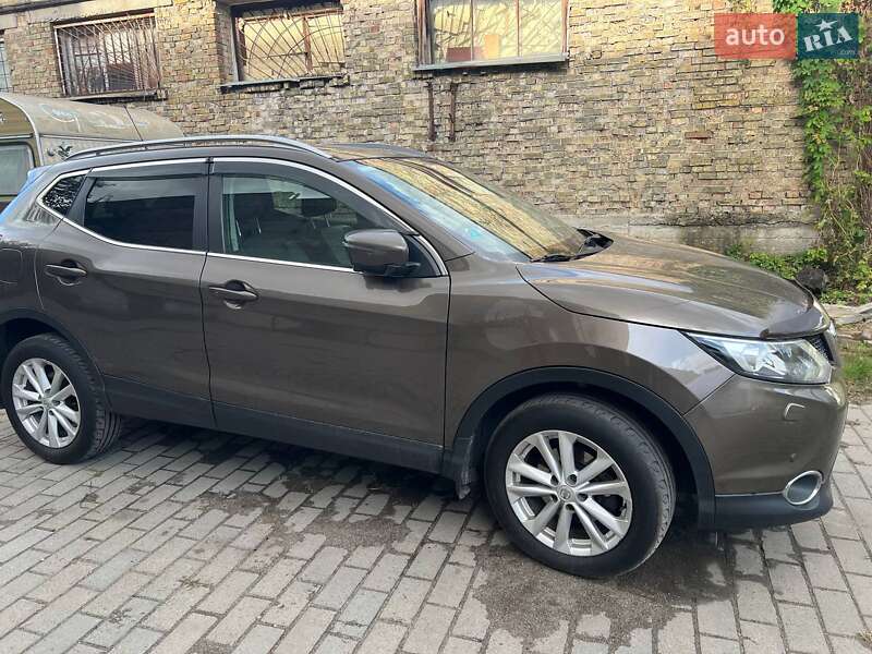 Внедорожник / Кроссовер Nissan Qashqai 2016 в Броварах