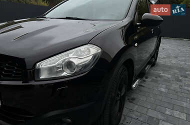 Позашляховик / Кросовер Nissan Qashqai 2011 в  фото 21 Позашляховик / Кросовер Nissan Qashqai 2011 в