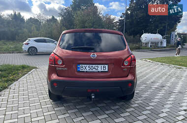 Внедорожник / Кроссовер Nissan Qashqai 2009 в 
