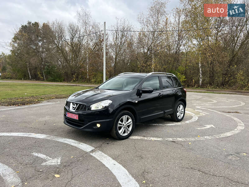 Внедорожник / Кроссовер Nissan Qashqai 2010 в Конотопе