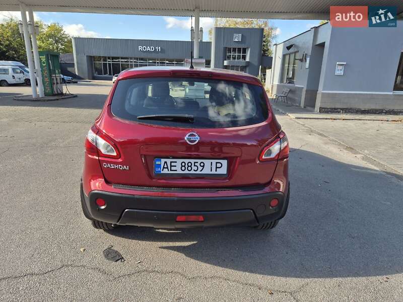 Внедорожник / Кроссовер Nissan Qashqai 2012 в Днепре