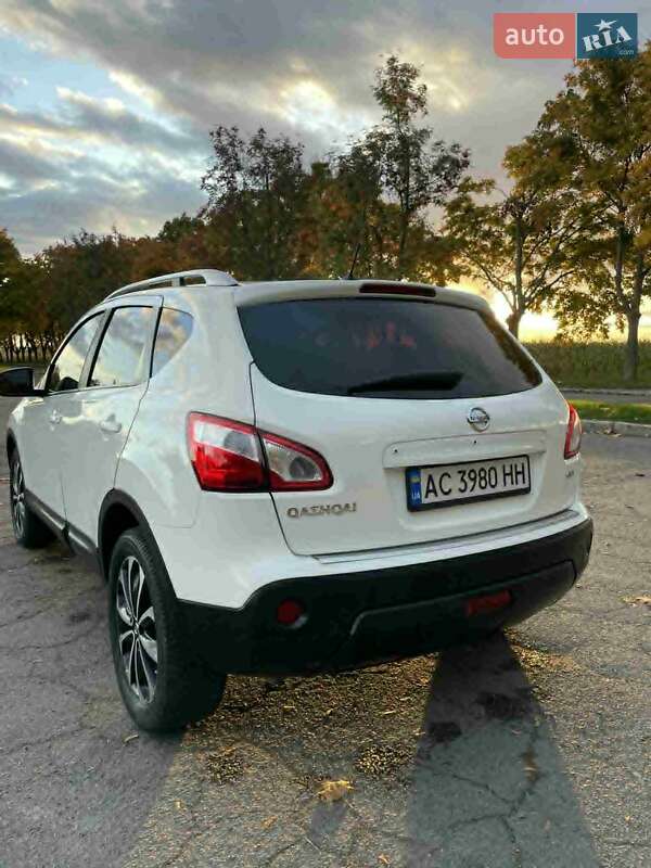 Внедорожник / Кроссовер Nissan Qashqai 2012 в Владимире