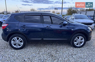 Внедорожник / Кроссовер Nissan Qashqai 2010 в 