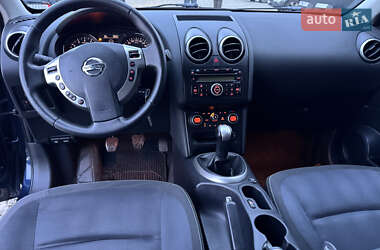 Внедорожник / Кроссовер Nissan Qashqai 2010 в 