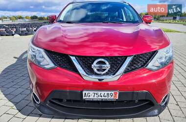 Внедорожник / Кроссовер Nissan Qashqai 2015 в 