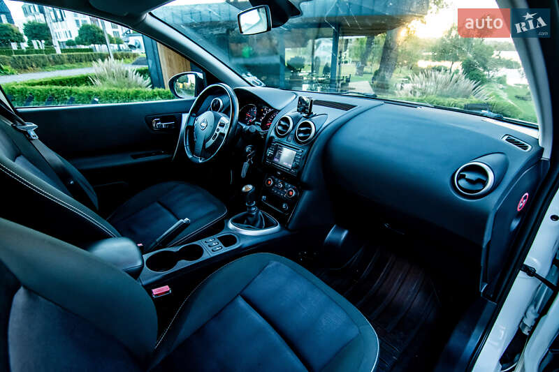 Внедорожник / Кроссовер Nissan Qashqai 2012 в Умани