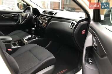 Внедорожник / Кроссовер Nissan Qashqai 2018 в 