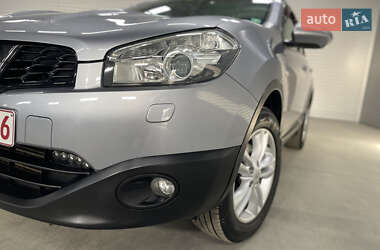Внедорожник / Кроссовер Nissan Qashqai 2013 в 