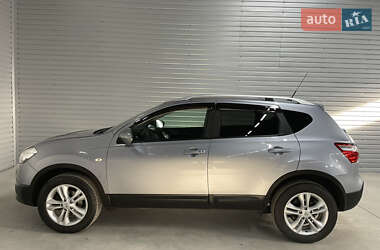 Внедорожник / Кроссовер Nissan Qashqai 2013 в 