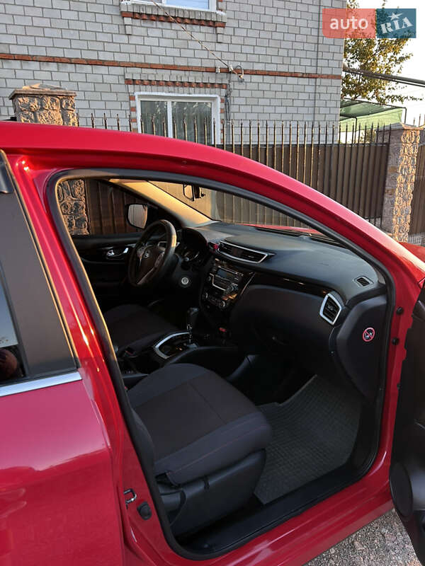 Внедорожник / Кроссовер Nissan Qashqai 2015 в Первомайске фото 11 Внедорожник / Кроссовер Nissan Qashqai 2015 в Первомайске