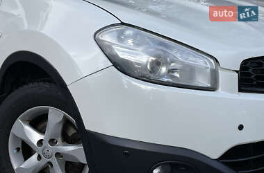 Внедорожник / Кроссовер Nissan Qashqai 2012 в 